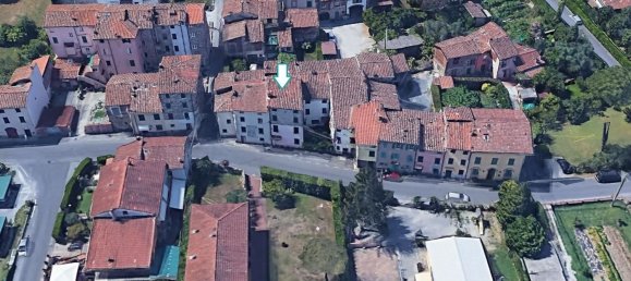 4 bedrooms Apartment in Lucca, Italy No. 355851 3