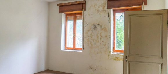 2 bedrooms House in Sovramonte, Italy No. 357196 7