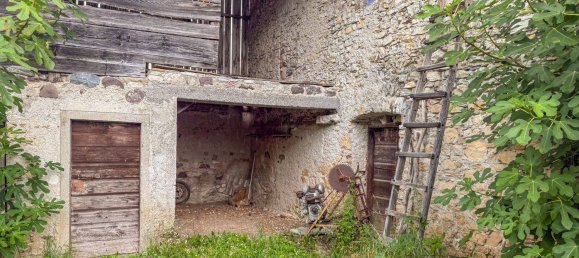 2 bedrooms House in Sovramonte, Italy No. 357196 16