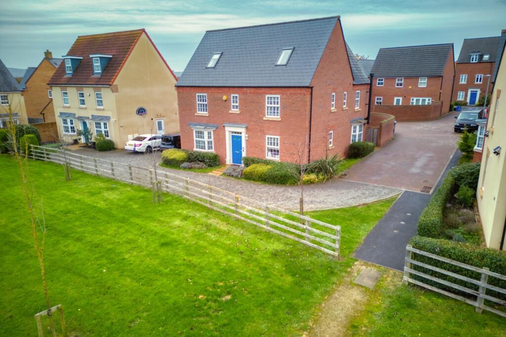 6 غرف نوم منزل في Taunton, United Kingdom رقم 13544