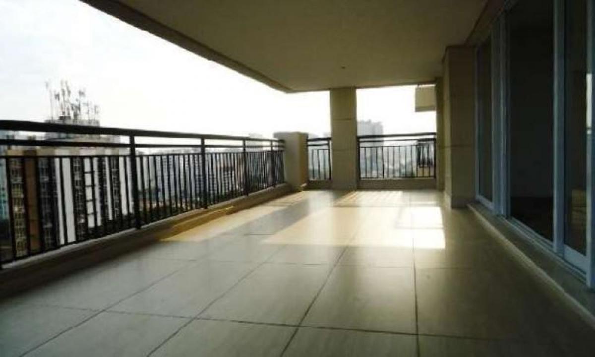4 bedrooms Apartment in Sao Paulo, Brazil No. 468907