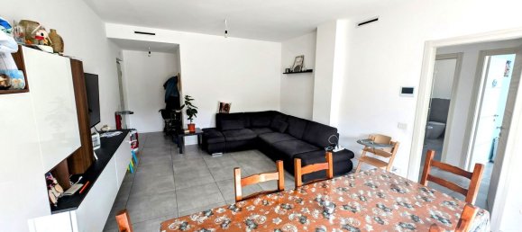 3 rooms Apartment in Viterbo, Italy No. 233093 17