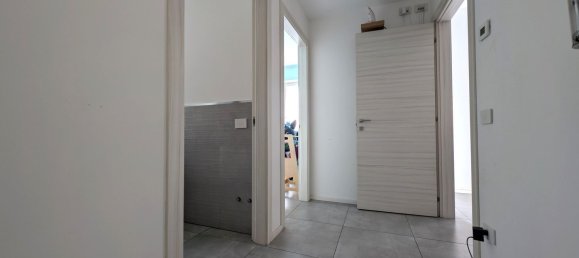 3 rooms Apartment in Viterbo, Italy No. 233093 5