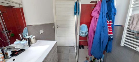 3 rooms Apartment in Viterbo, Italy No. 233093 23