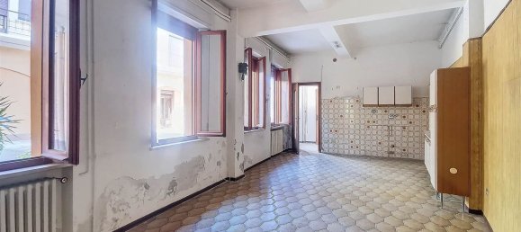 4 rooms Apartment in Bozzolo, Italy No. 7445 13