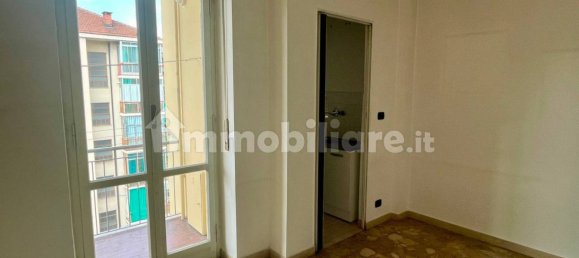 1 bedroom Apartment in Turin, Italy No. 294082 17