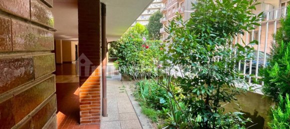 1 bedroom Apartment in Turin, Italy No. 294082 8