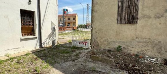 Casa de 10 habitaciónes en Bosaro, Italy No. 26226 18