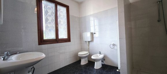 Casa de 3 habitaciónes en Montecreto, Italy No. 308151 15