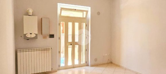 Квартира с 1 спальней в Лучера, Италия № 263984 2