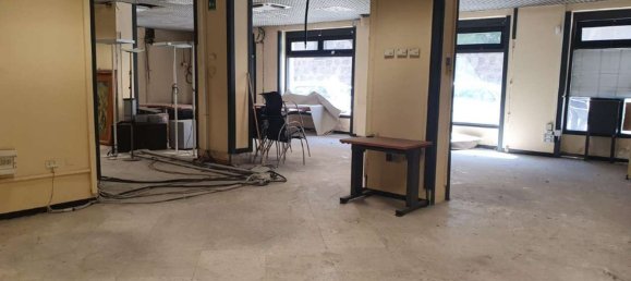 351m² Commercial property in Palermo, Italy No. 157479 5