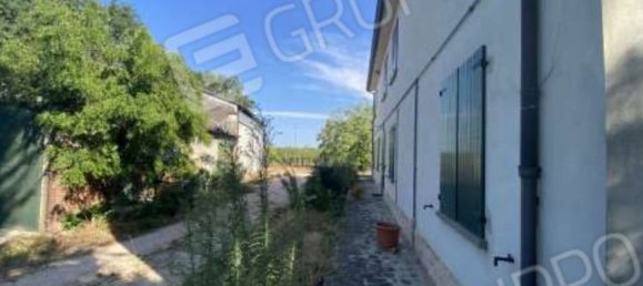 7 rooms Apartment in Faenza, Italy No. 93556 13