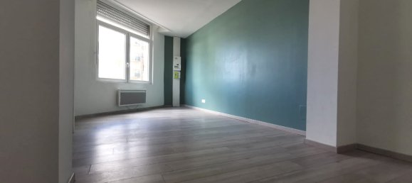 Bureau à Armentières, France 63m² No. 260052 6