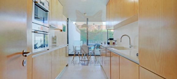 Вилла с 4 спальнями в Вила Нова ди Гая, Португалия № 132559 11