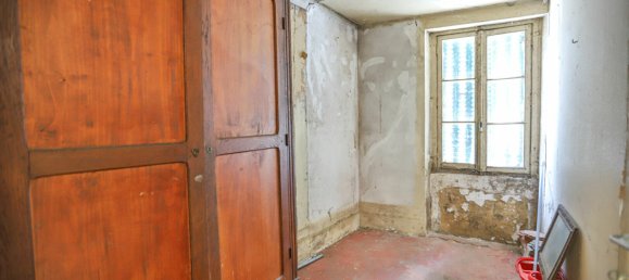 4 bedrooms House in Thoiry, France No. 117766 12