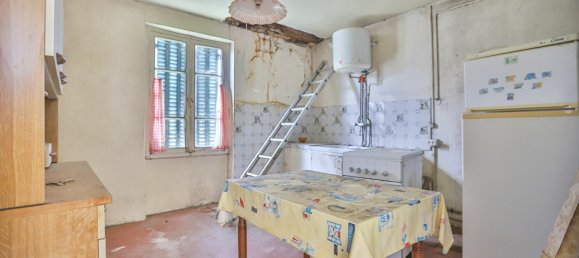 4 bedrooms House in Thoiry, France No. 117766 10