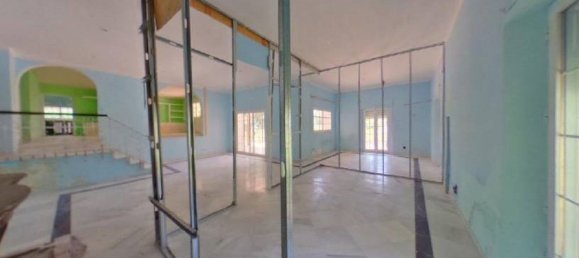 5 bedrooms Villa in Marbella, Spain No. 59949 41