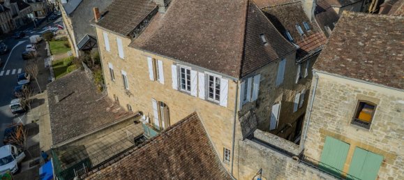 10-Zimmer Gebäude in Gourdon, France, Nr. 197480 2