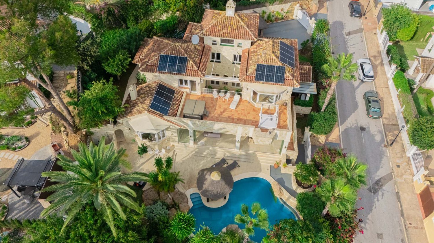 5 Schlafzimmer Villa in Marbella, Spain, Nr. 68005