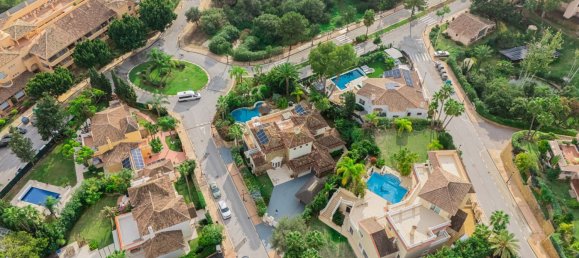 5 Schlafzimmer Villa in Marbella, Spain, Nr. 68005 47