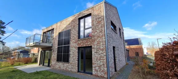 4 rooms House in Harburg, Germany No. 94267 25