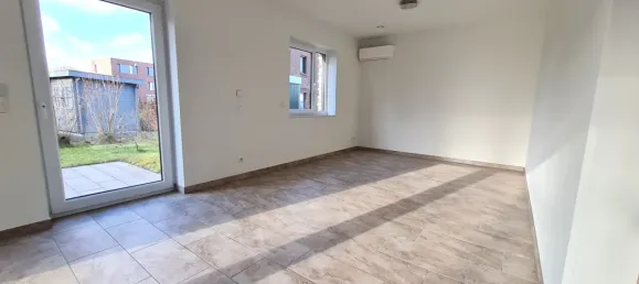 4 rooms House in Harburg, Germany No. 94267 33