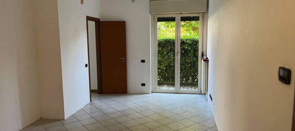 Apartamento T2 em Como, Italy N.º 359716 20