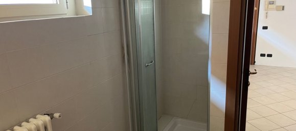 Apartamento T2 em Como, Italy N.º 359716 14