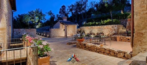 10 bedrooms Villa in Monteriggioni, Italy No. 171046 27