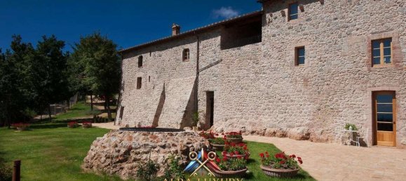 10 bedrooms Villa in Monteriggioni, Italy No. 171046 18