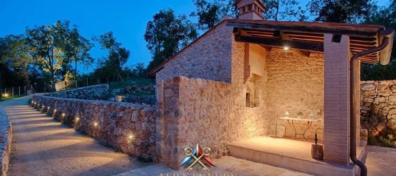 10 bedrooms Villa in Monteriggioni, Italy No. 171046 12