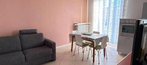 2غرفة شقة في Turin, Italy رقم 29457 3