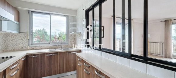 2 غرف نوم شقة في Le Raincy, France رقم 179184 12