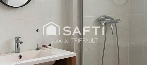 3 bedrooms House in Radenac, France No. 280986 8