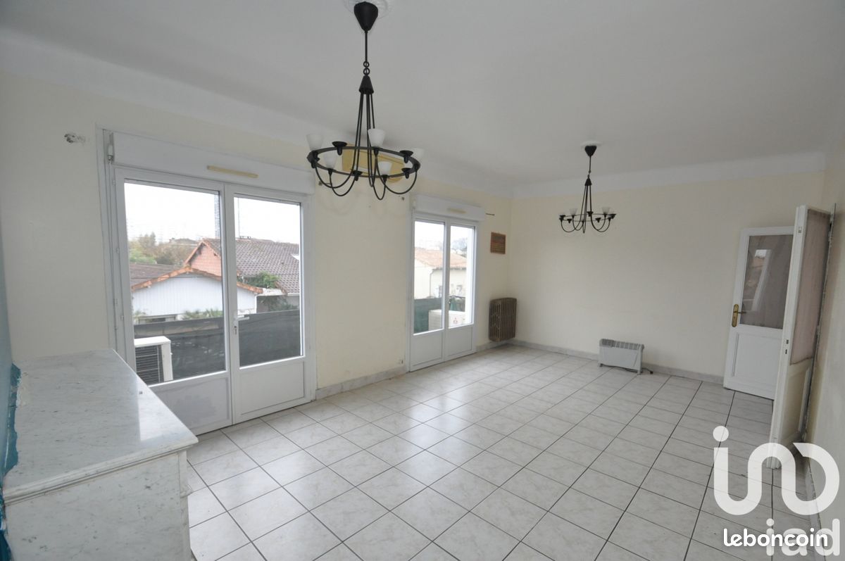 5 Schlafzimmer Haus in Le Bouscat, France, Nr. 98843