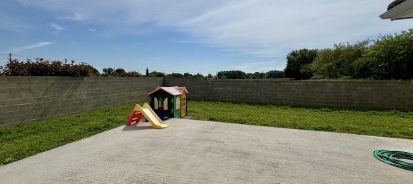 4 bedrooms House in Toulenne, France No. 358046 12