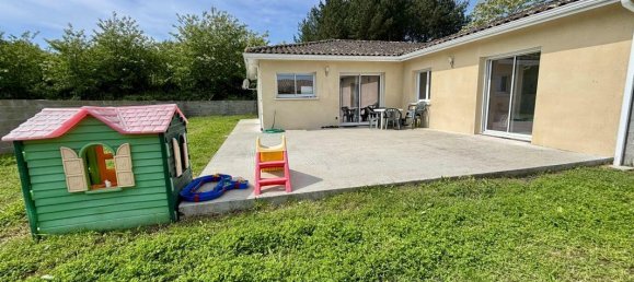 4 bedrooms House in Toulenne, France No. 358046 11