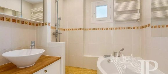 2 bedrooms Apartment in Le Pecq, France No. 179822 5