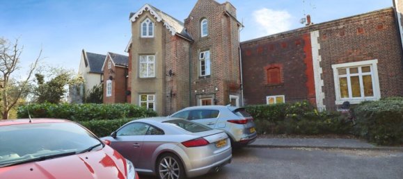 1 bedroom Apartment in Slough, United Kingdom No. 10957 5