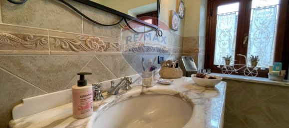 8غرفة منزل في Bagni di Lucca, Italy رقم 115764 35