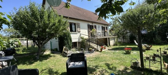 Casa de 4 dormitorios en La Ferte-Bernard, France No. 324769 3