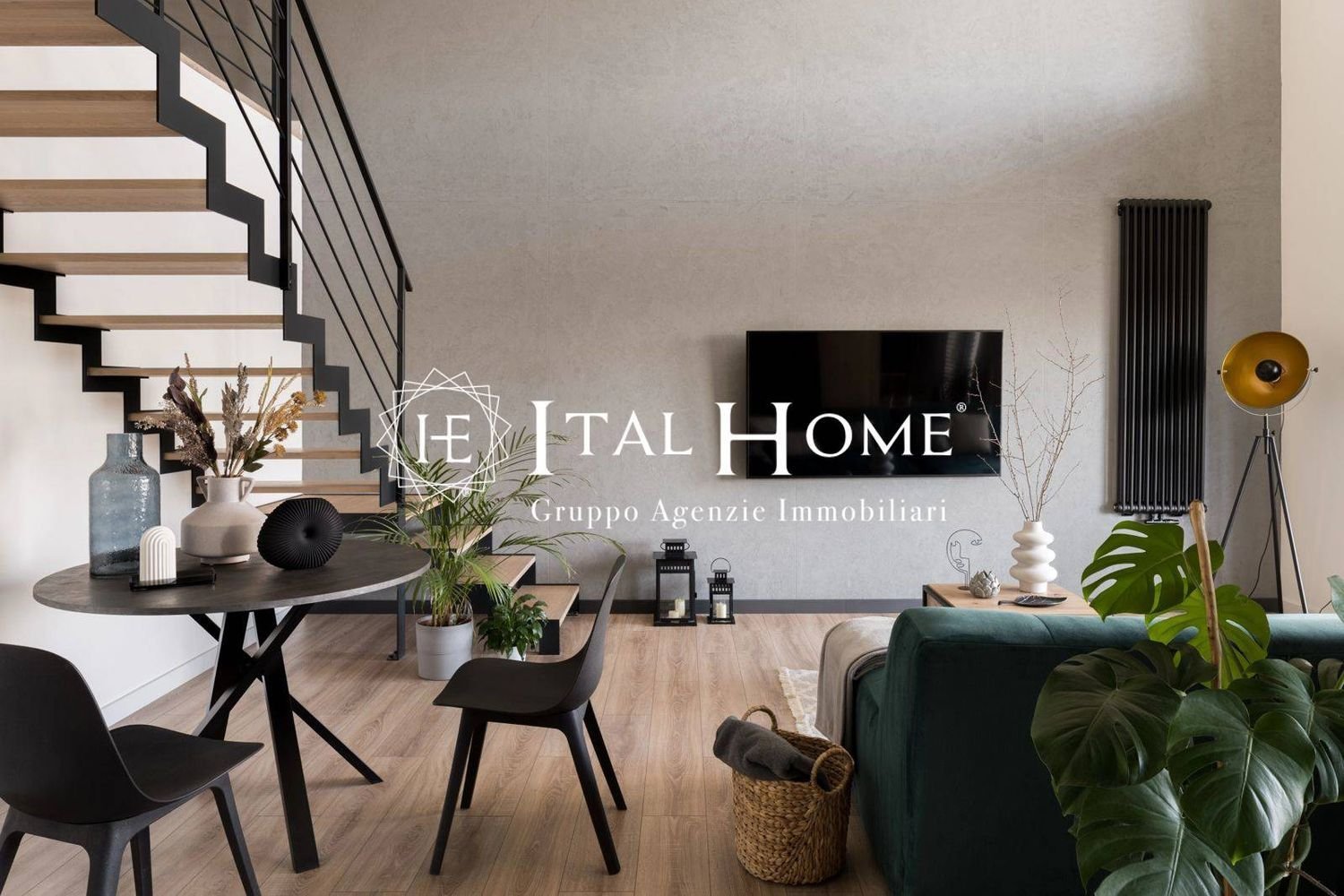 Dúplex de 3 dormitorios en Milan, Italy No. 314182