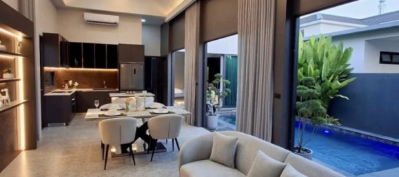 4 chambres house à vendre à Pattaya, Chonburi, Eastern Thailand, Thailand № 70796 8