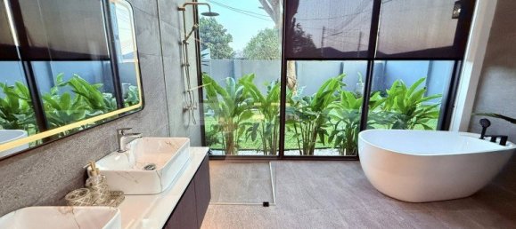 4 chambres house à vendre à Pattaya, Chonburi, Eastern Thailand, Thailand № 70796 18
