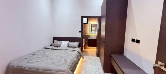 4 chambres house à vendre à Pattaya, Chonburi, Eastern Thailand, Thailand № 70796 4