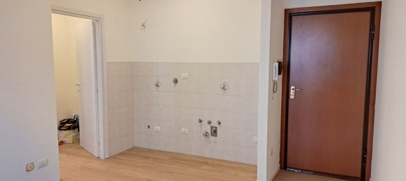 2-Zimmer Wohnung in Florence, Italy, Nr. 214649 7