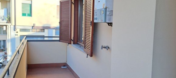2-Zimmer Wohnung in Florence, Italy, Nr. 214649 4