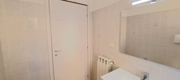 2-Zimmer Wohnung in Florence, Italy, Nr. 214649 18