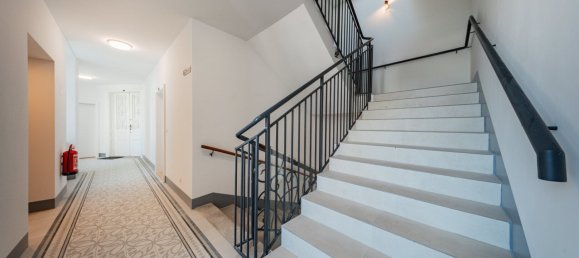 Escritório de 3 divisões em Vienna, Austria N.º 57316 18