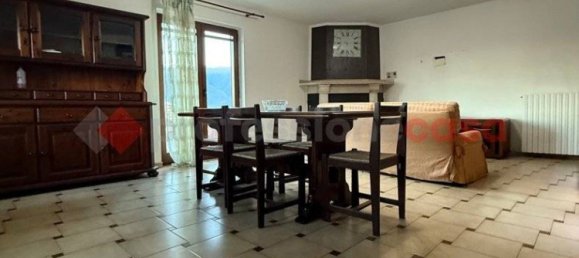 Квартира с 3 спальнями в Монтесаркьо, Италия № 170825 3